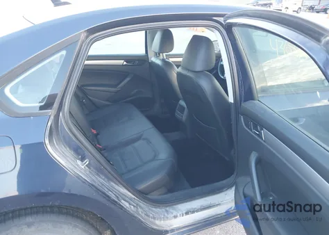 2015 Volkswagen Passat 1.8T Wolfsburg Edition from USA, damaged, VIN 1VWAT7A31FC014572